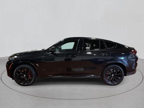 2024 BMW X6 M60i