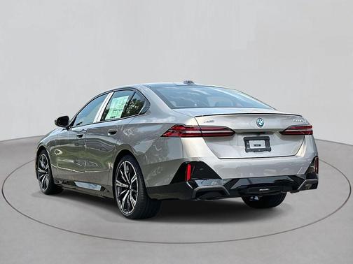 2026 BMW 550e xDrive