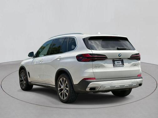 2025 BMW X5 xDrive40i