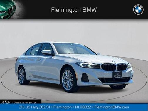 2023 BMW 330 i xDrive