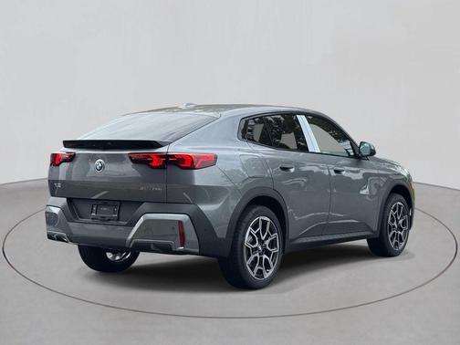2026 BMW X2 xDrive28i