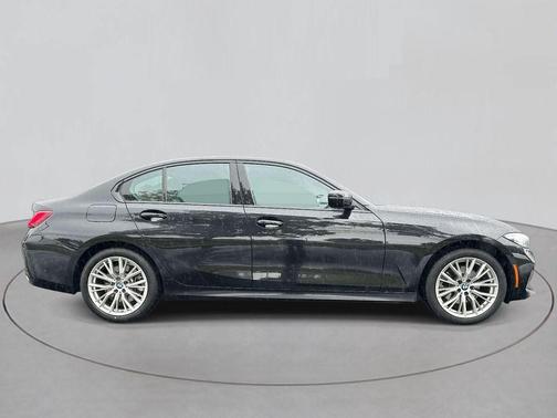 2023 BMW 330 i xDrive