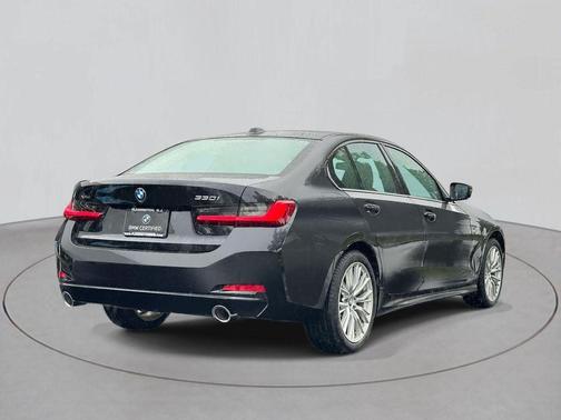 2023 BMW 330 i xDrive