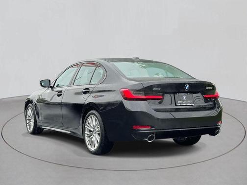 2023 BMW 330 i xDrive