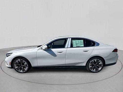 2026 BMW i5 xDrive40