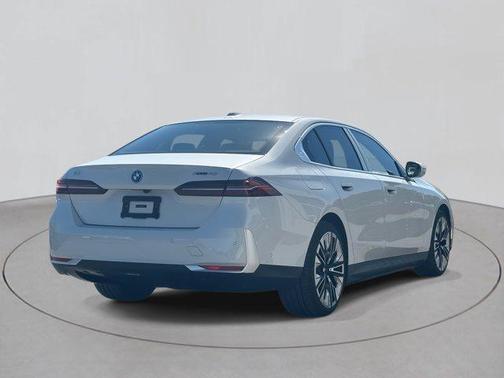 2026 BMW i5 xDrive40