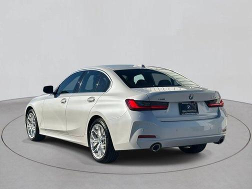2025 BMW 330 i xDrive