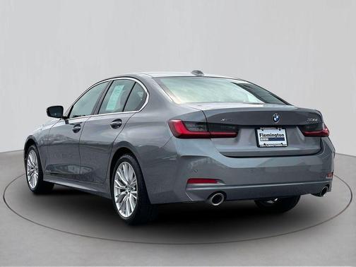 2024 BMW 330 i xDrive