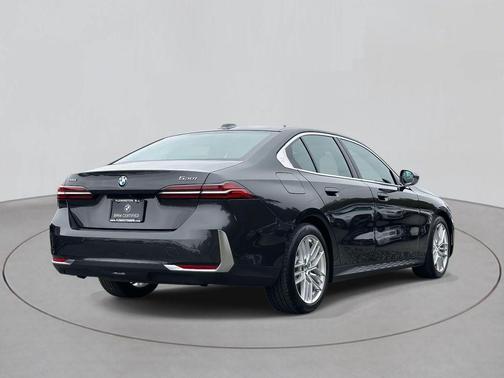2024 BMW 530 i xDrive