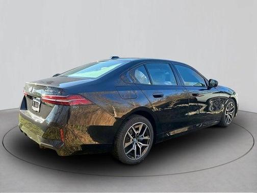 2025 BMW i5 xDrive40