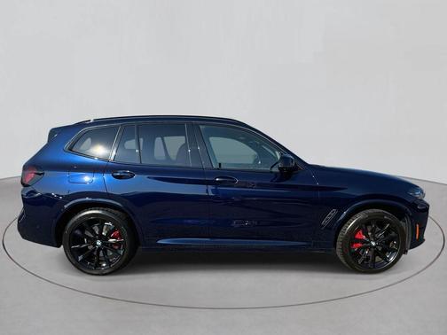 2023 BMW X3 M40i