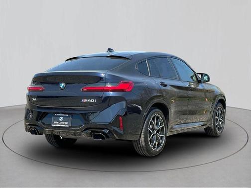 2024 BMW X4 M40i