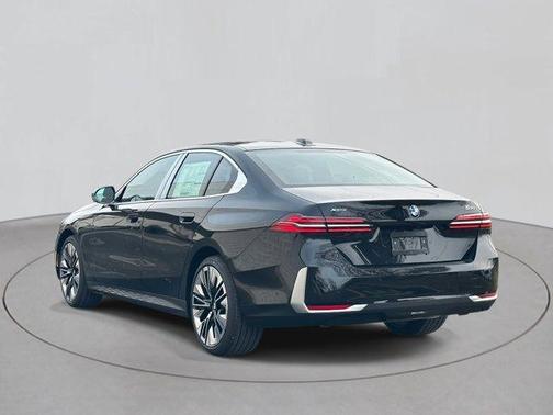 2026 BMW 530 i xDrive