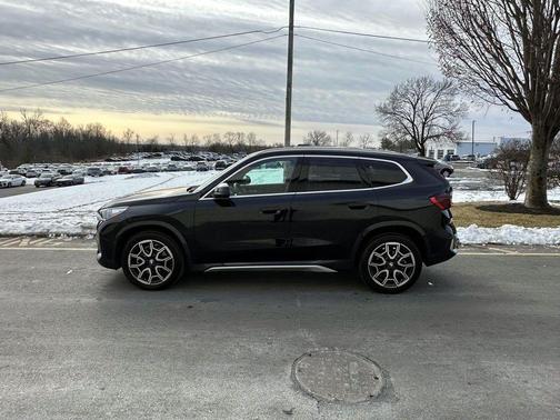 2025 BMW X1 xDrive28i