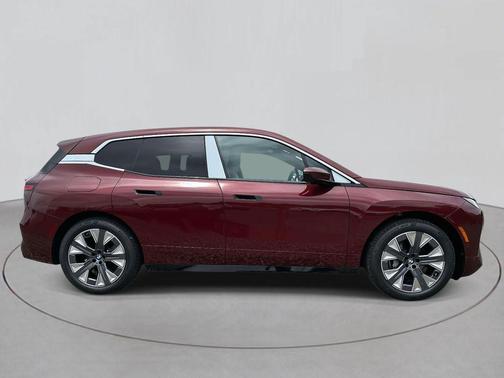 2026 BMW iX xDrive45