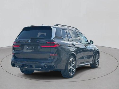 2026 BMW X7 M60i