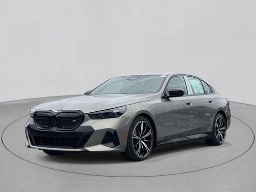 2025 BMW i5 M60