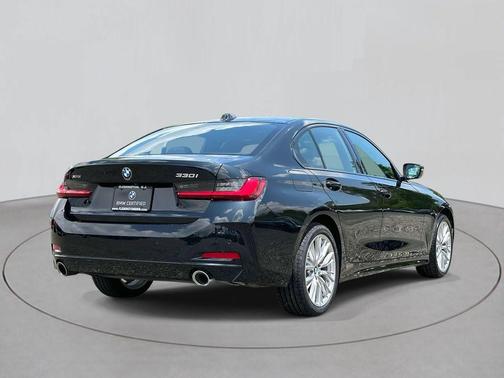2023 BMW 330 i xDrive