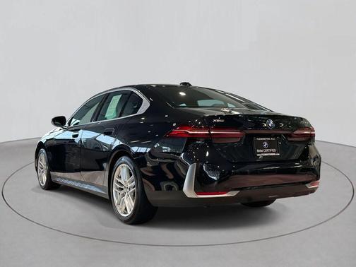 2024 BMW 530 i xDrive