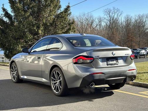 2026 BMW 230 i xDrive