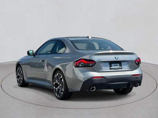 2025 BMW 230 i xDrive