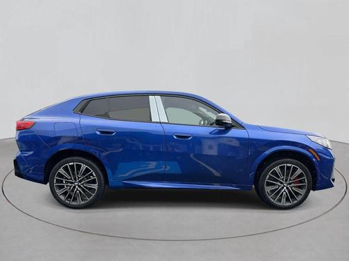 2025 BMW X2 xDrive28i