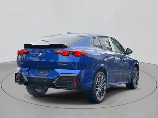 2025 BMW X2 xDrive28i