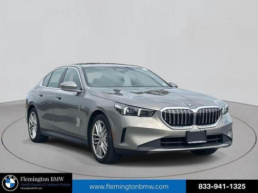 2025 BMW 530 i xDrive