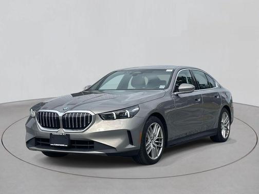 2025 BMW 530 i xDrive