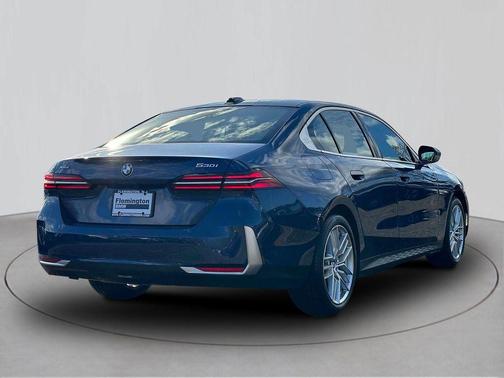 2024 BMW 530 i xDrive