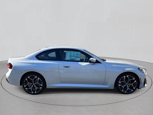 2026 BMW 230 i xDrive