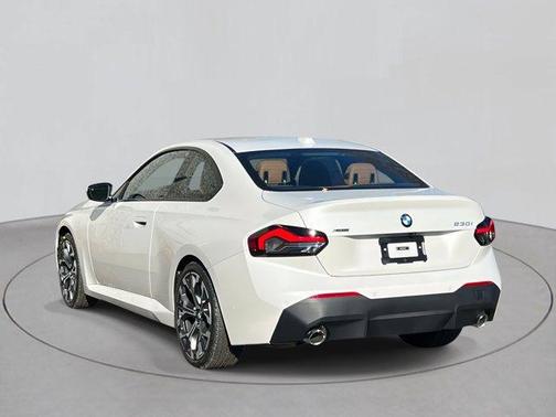 2026 BMW 230 i xDrive