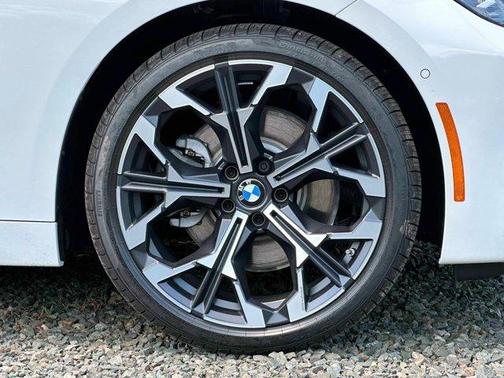 2025 BMW 230 i xDrive