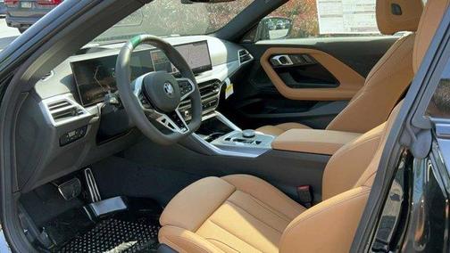 2025 BMW 230 i xDrive