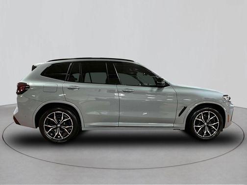 2024 BMW X3 M40i
