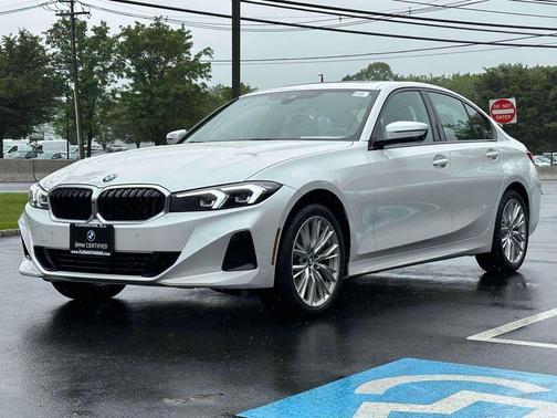 2023 BMW 330 i xDrive