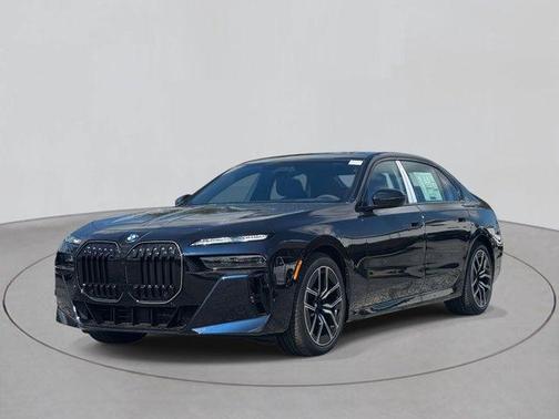 2026 BMW 740 i xDrive