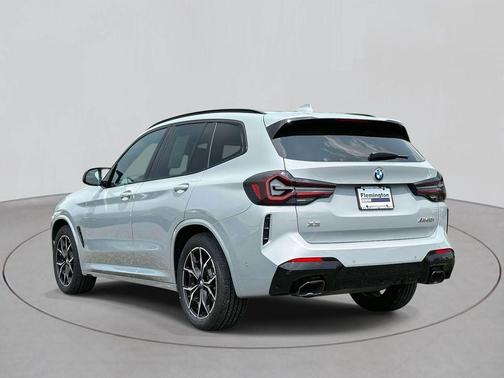 2024 BMW X3 M40i