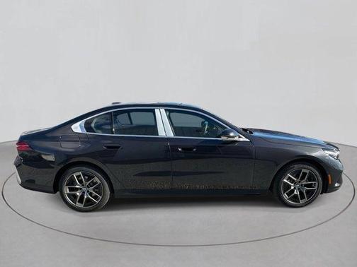 2026 BMW 530 i xDrive