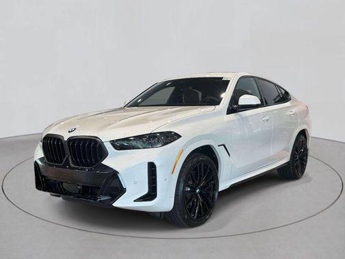 Mineral White Metallic 2027 BMW X6 xDrive40i