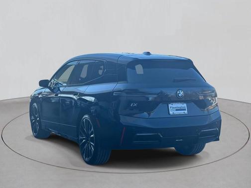 2026 BMW iX xDrive45