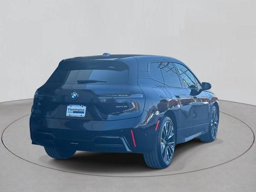 2026 BMW iX xDrive45