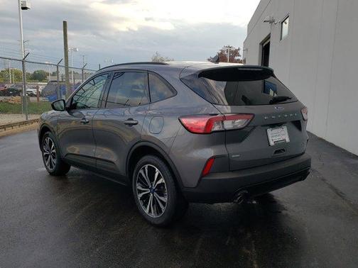 2021 Ford Escape SE