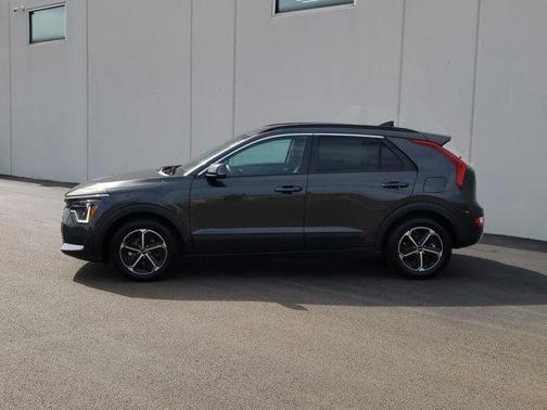 2023 Kia Niro EX