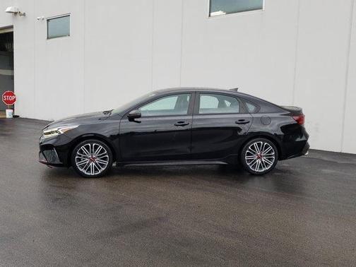 2022 Kia Forte GT