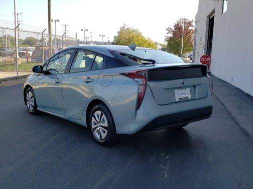 2016 Toyota Prius Four
