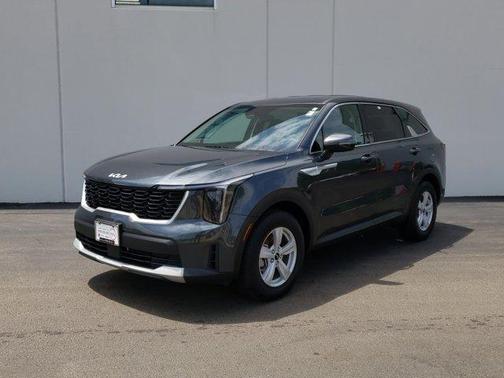 2024 Kia Sorento LX