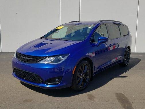 2019 Chrysler Pacifica Touring-L Plus