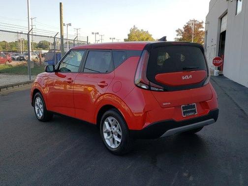 2023 Kia Soul LX