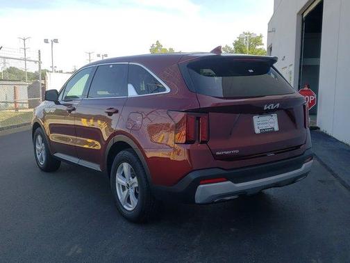 2024 Kia Sorento LX